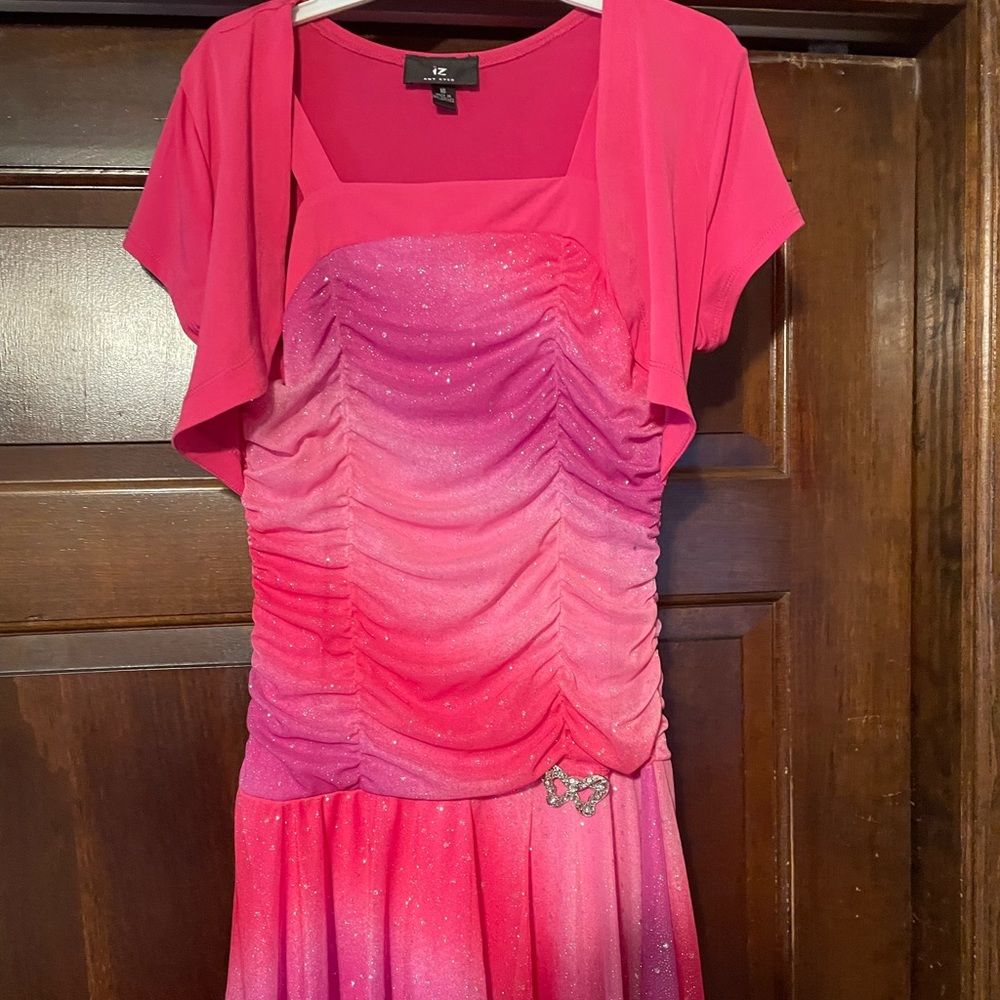 Girls dress. Excellent condition